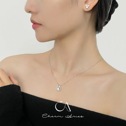 MOISSANITE HEART CROWN NECKLACE IN S925 SILVER