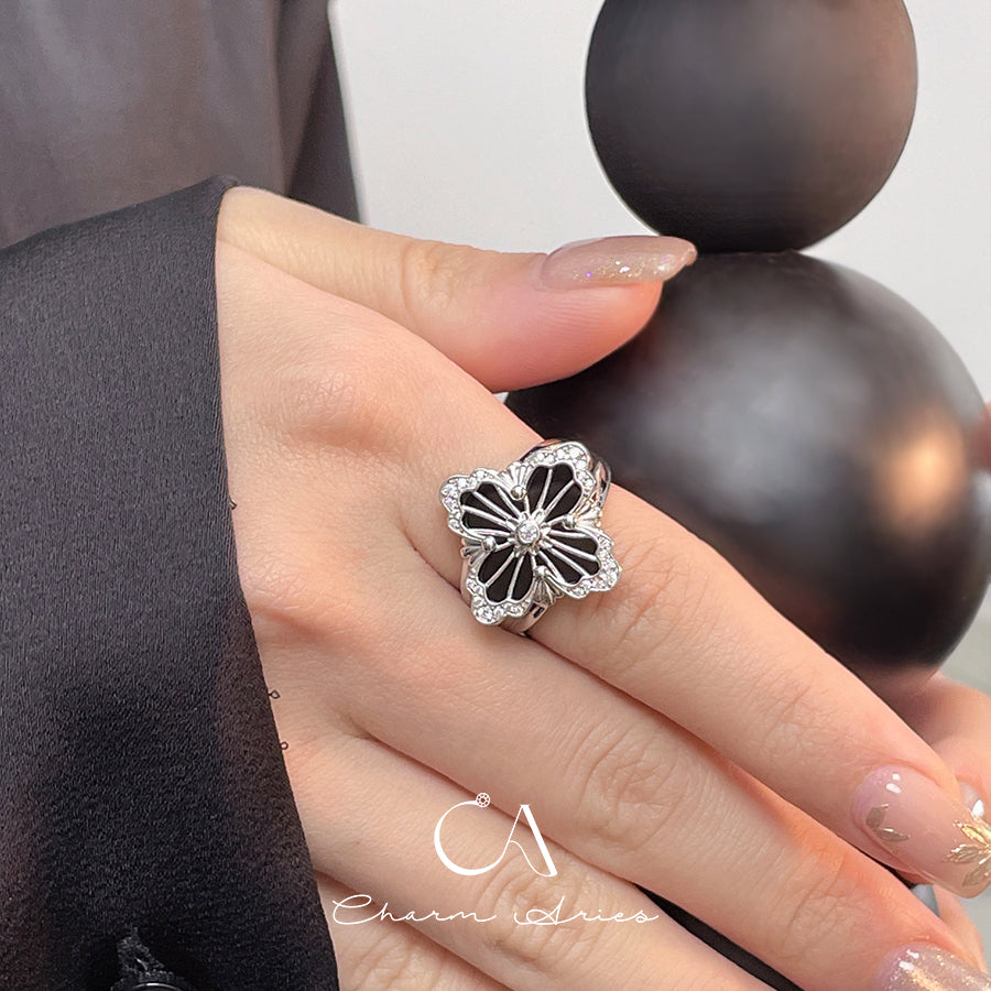 VINTAGE CLOVER S925 ONYX RING