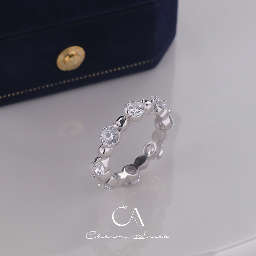 SIX DIAMONDS S925  RING