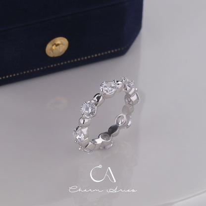 SIX DIAMONDS S925  RING