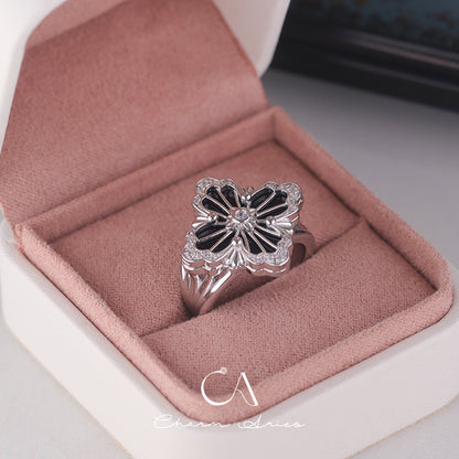 VINTAGE CLOVER S925 ONYX RING