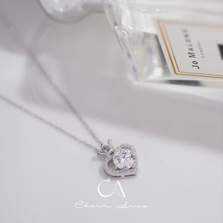 MOISSANITE HEART CROWN NECKLACE IN S925 SILVER