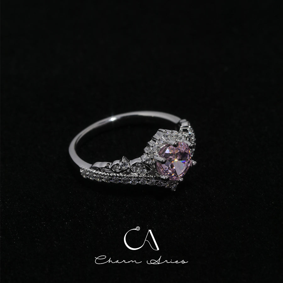 RING MIT ROSA DIAMANT UND SPITZE S925