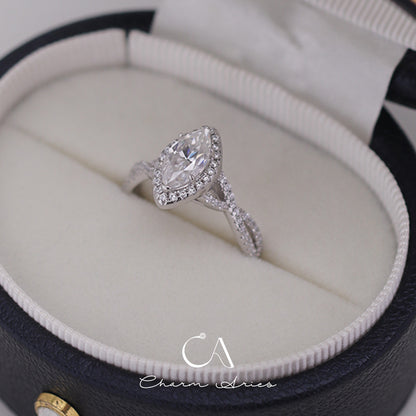 ONE CARAT MOISSANITE S925 ANGEL'S EYE RING