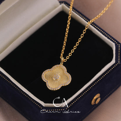 PALACE RETRO S925 CLOVER NECKLACE