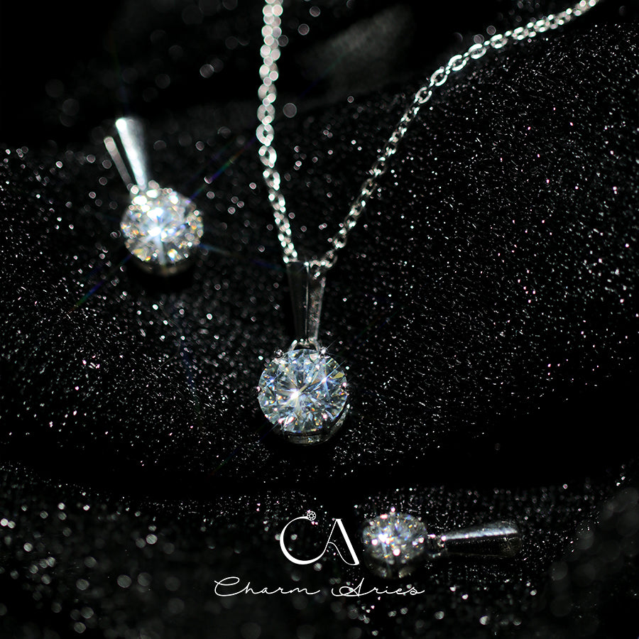 SIX CLAWS OF SIMPLICITY S925 MOISSANITE NECKLACE