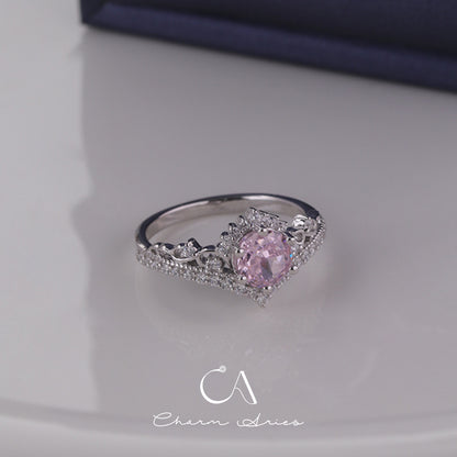 RING MIT ROSA DIAMANT UND SPITZE S925