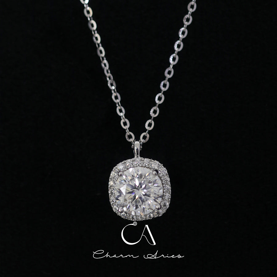 CLASSIC SQUARE BALE ONE CARAT MOISSANITE S925 SILVER NECKLACE