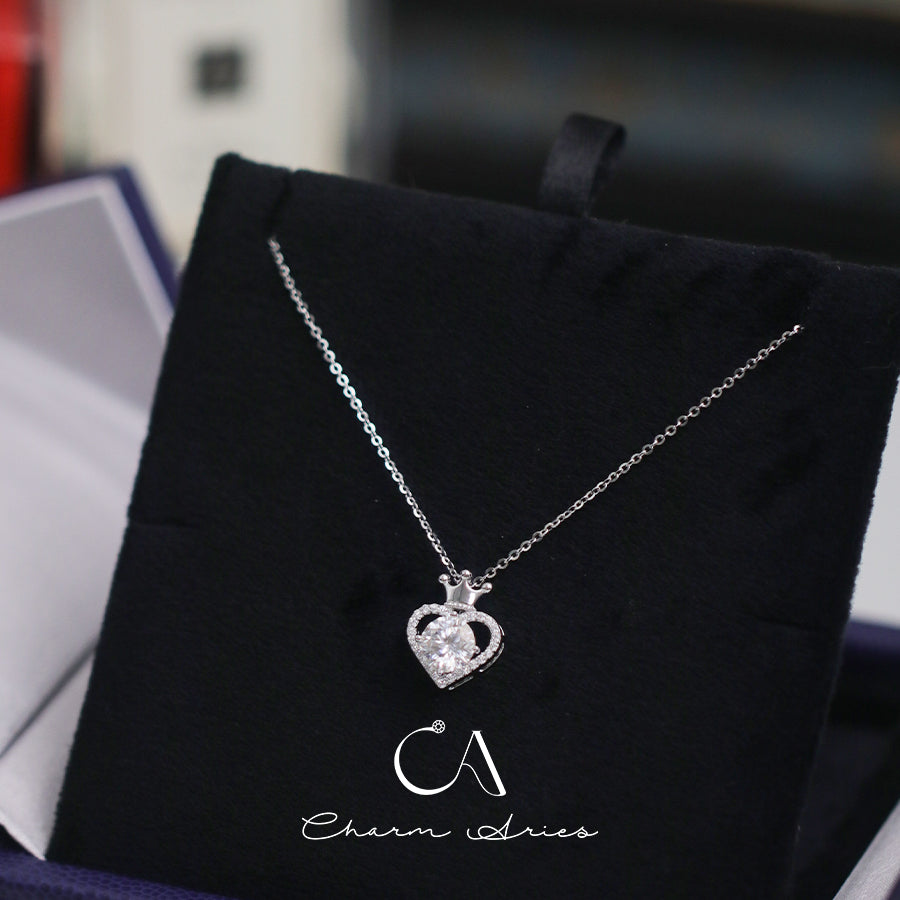 MOISSANITE HEART CROWN NECKLACE IN S925 SILVER