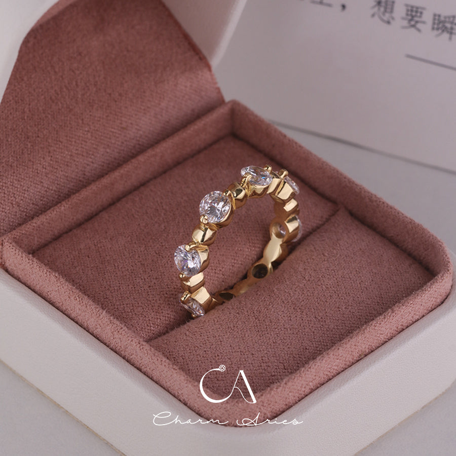 SIX DIAMONDS S925  RING