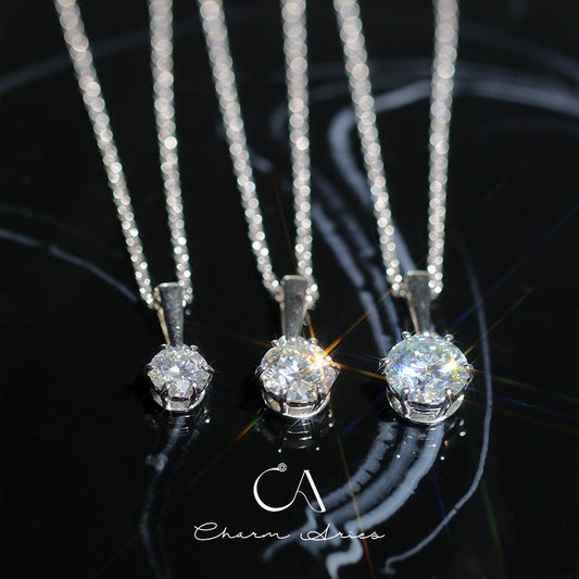 SIX CLAWS OF SIMPLICITY S925 MOISSANITE NECKLACE