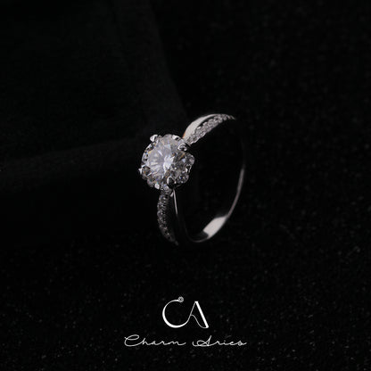 ONE CARAT FOUR PRONG MOISSANITE DIAMOND S925 RING