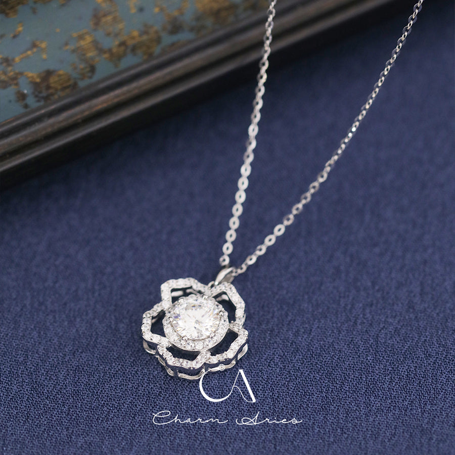 MOISSANITE DIAMOND CAMELLIA S925 SILVER NECKLACE