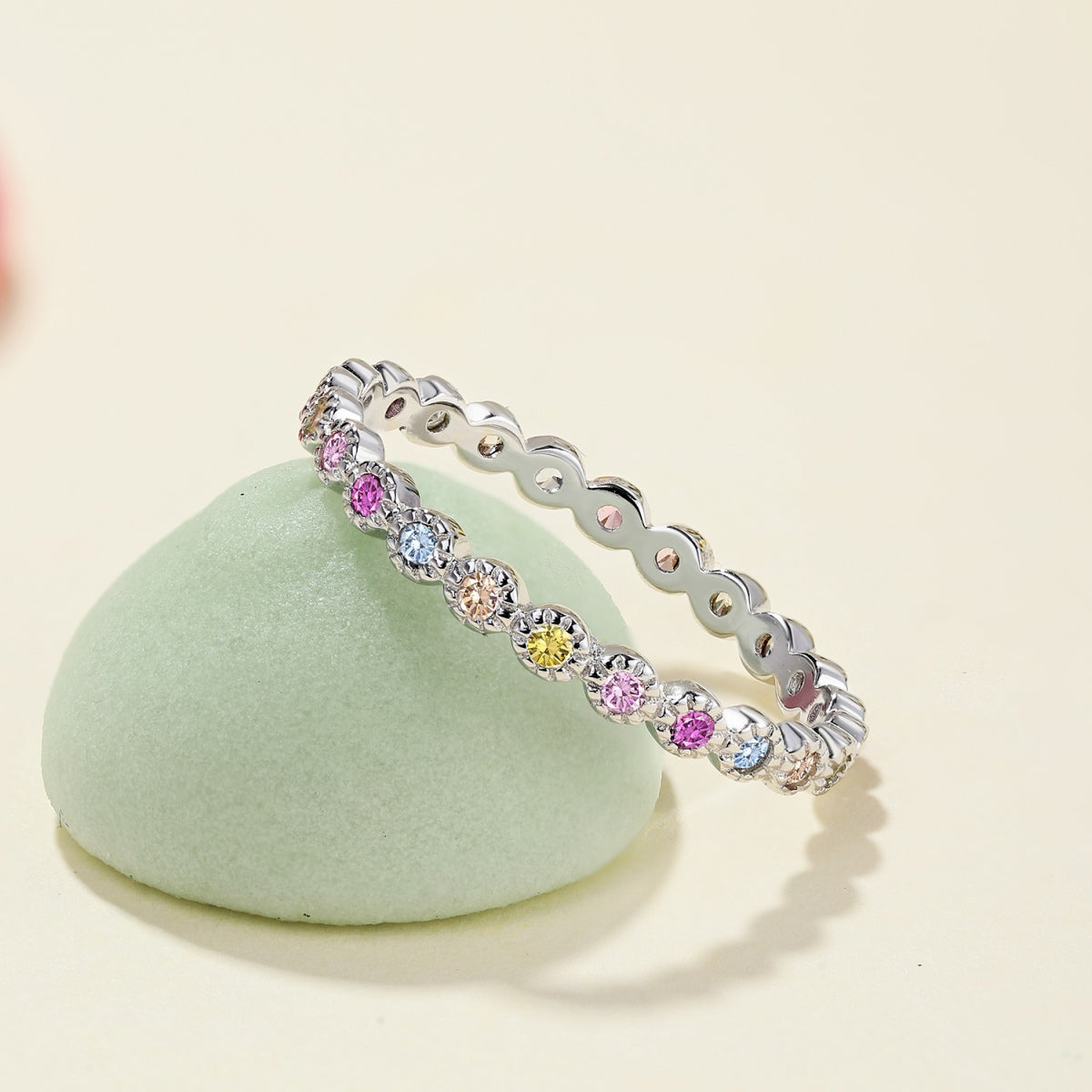 [CharmAries]Radiant Sparkling Round Cut Daily Ring