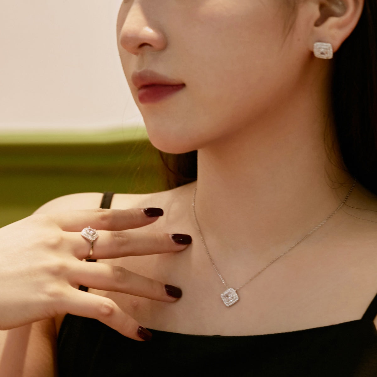 [CharmAries]Sparkling Asscher Cut Necklace