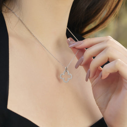 [CharmAries]Four-Leaf Clover Hollow Design Exquisite Necklace