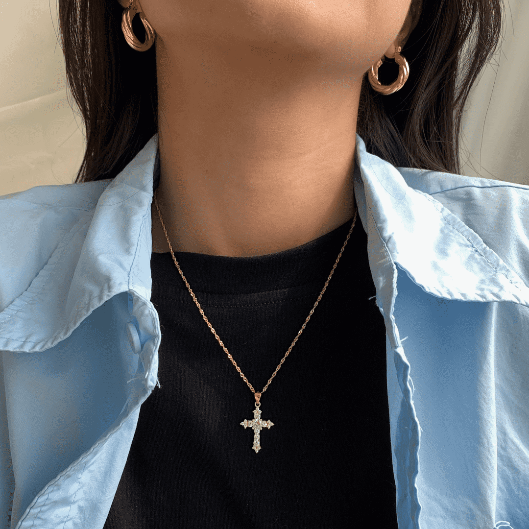 [CharmAries]Delicate Cross Shape Necklace