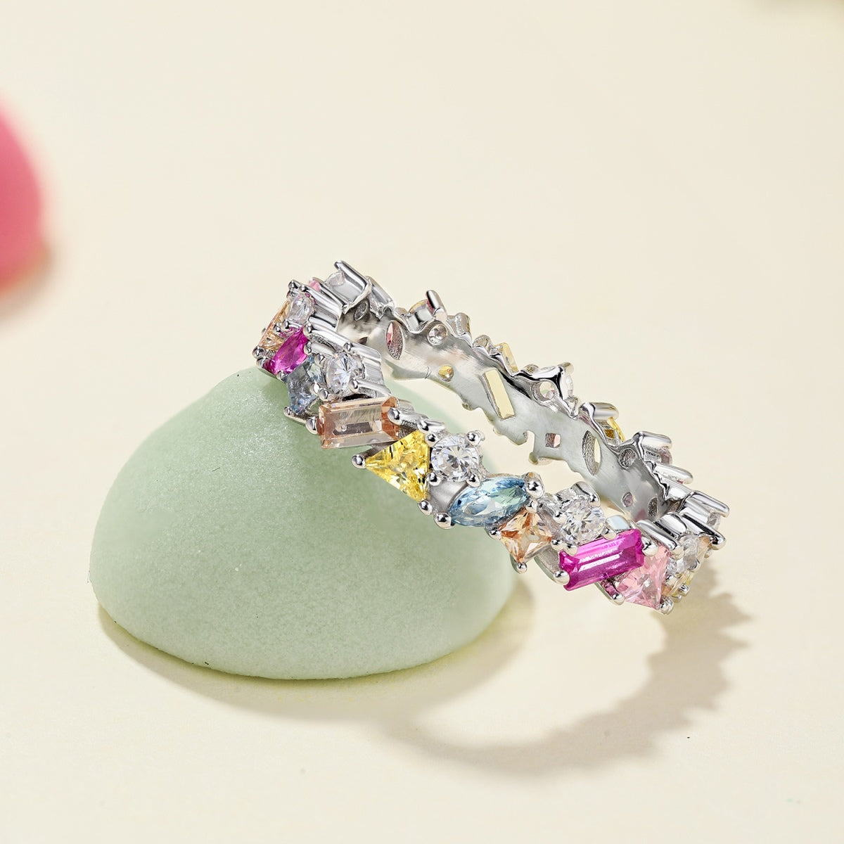 [CharmAries]Dazzling Polychromatic Multi cut Daily Ring