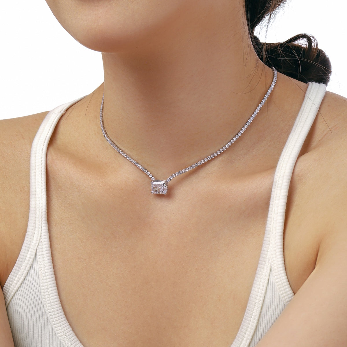 [CharmAries]4.0 Carat Elegant Radiant Cut Necklace