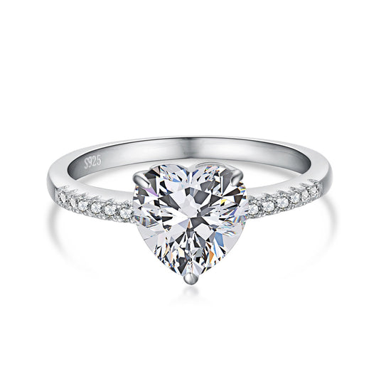 [CharmAries]2.0 Carat Dazzling Lustrous Heart Cut Lover Ring