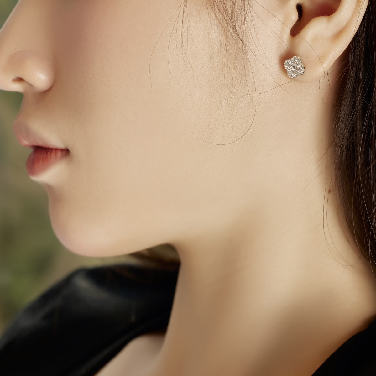 [CharmAries]Four-Leaf Clover Flower Shaped Earrings