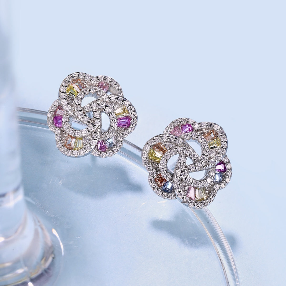 [CharmAries]Exquisite Flower Shape Daily Earrings