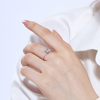 [CharmAries]2.0 Carat Dazzling Sparkling Radiant Cut Party Ring