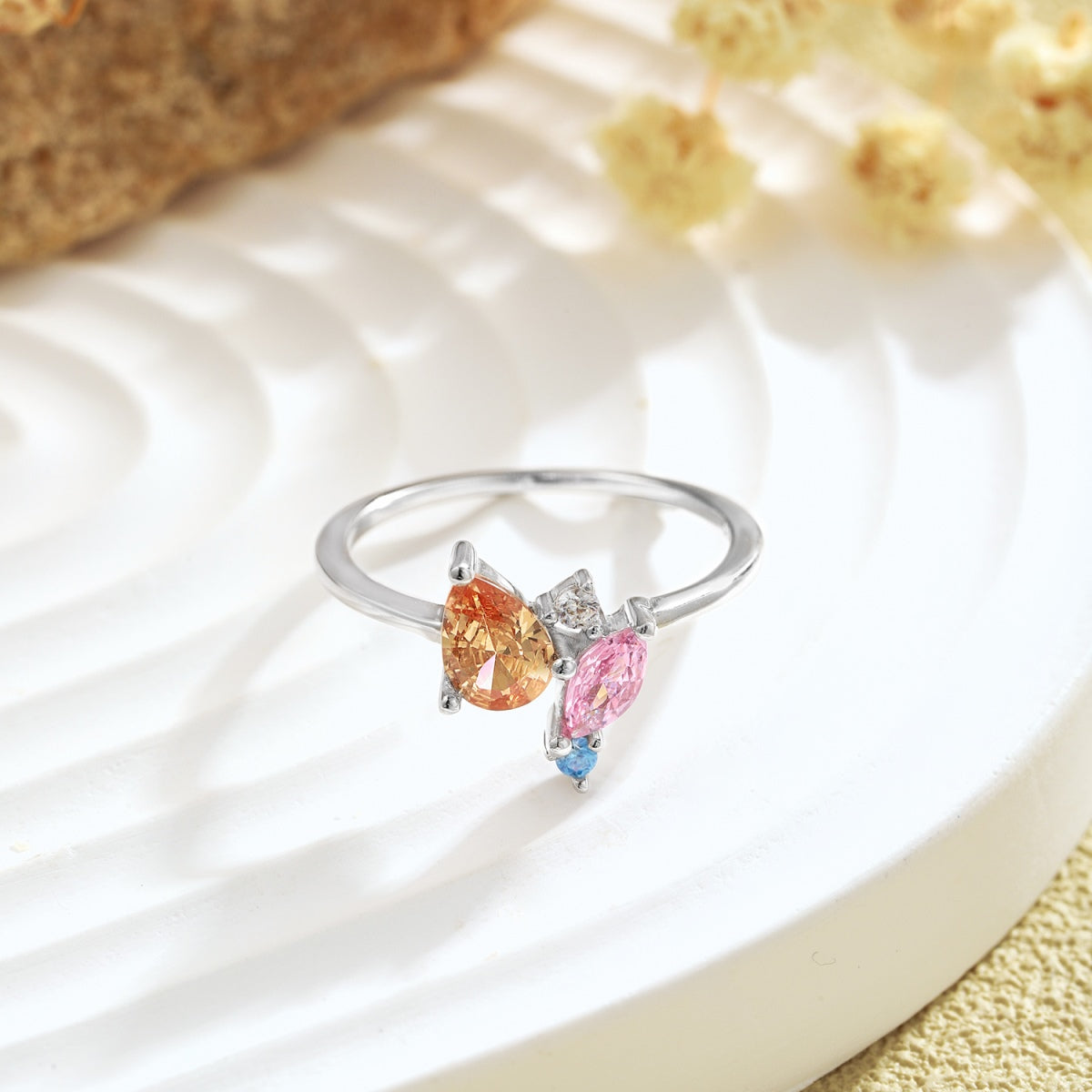 [CharmAries]Radiant Colorful Multi Cut Daily Ring