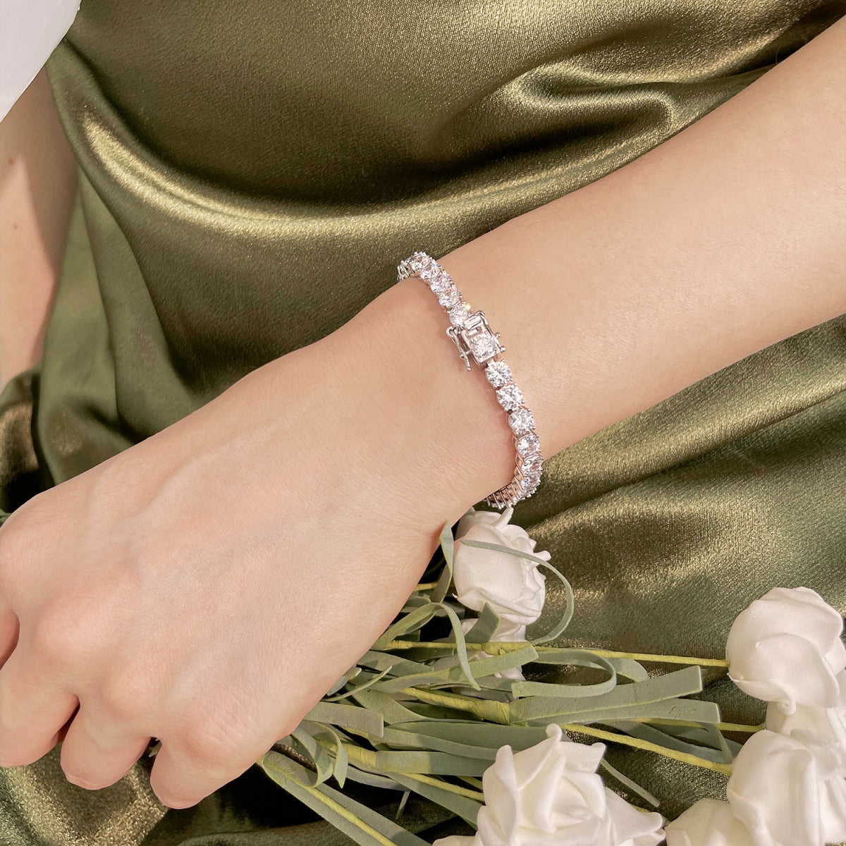 [CharmAries]Ornate Sparkling Round Cut Wedding Bracelet