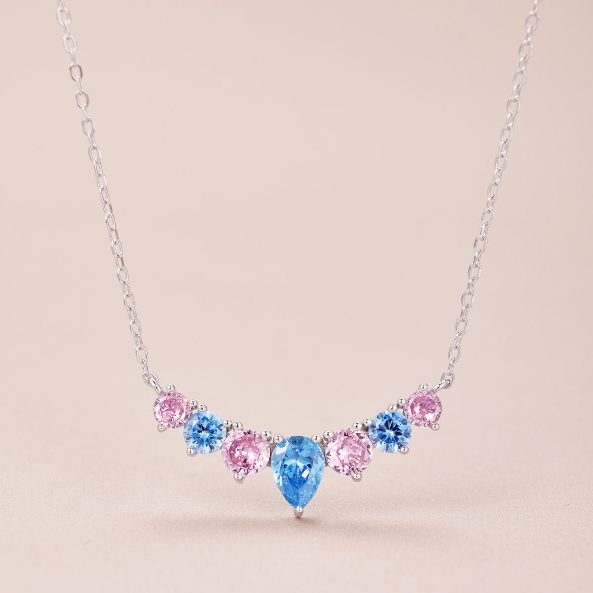 [CharmAries]Dainty Colorful Heart Necklace