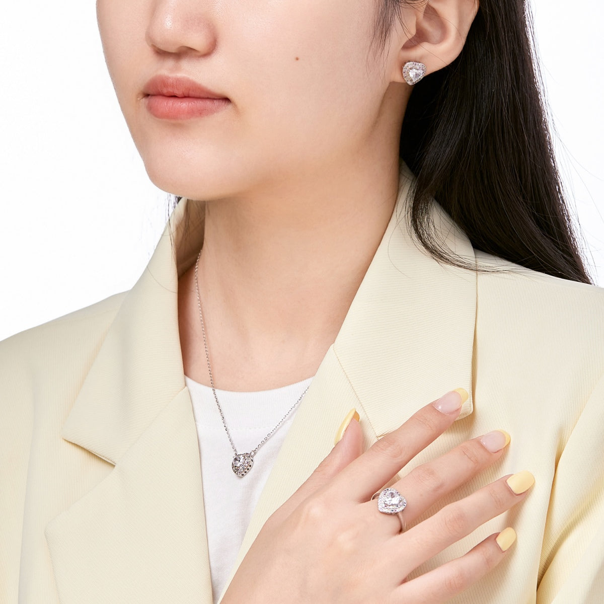 [CharmAries]Delicate Ebullient Heart Shape Wedding Ring