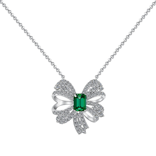 [CharmAries]Luxurious Flower Shape Emerald Cut Necklace