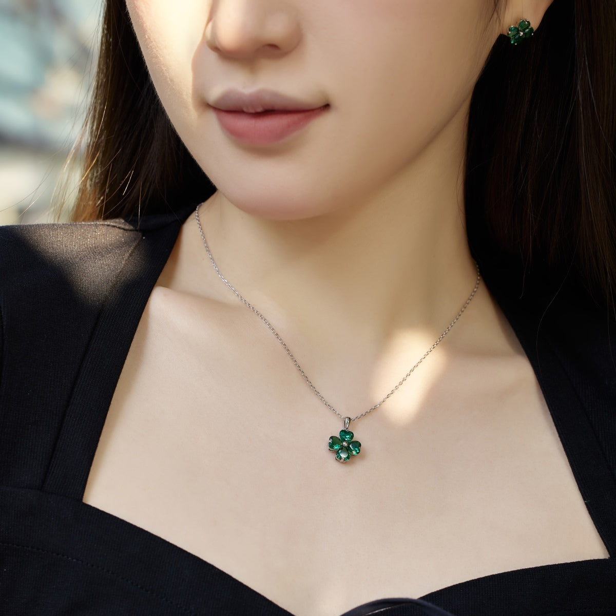 [CharmAries]Heart-Shaped Four-Leaf Clover Bead Necklace