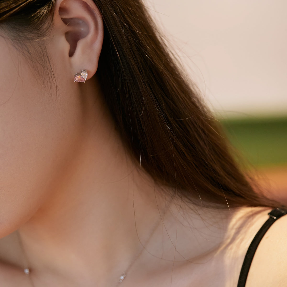 [CharmAries]Dazzling Elegant Heart Cut Lover Earrings