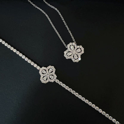 [CharmAries]CLOVER 1 DIAMOND LIGHT BLUE SILVER NECKLACE