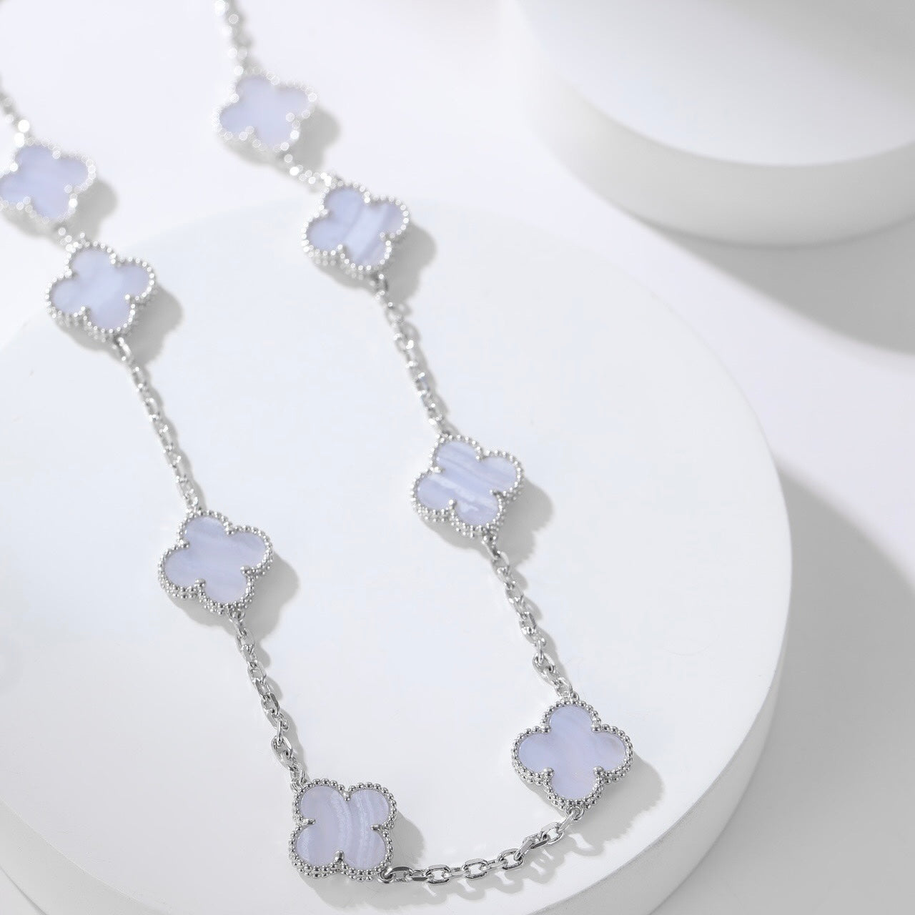 [CharmAries]CLOVER 10 MOTIFS PURPLE CHALCEDONY NECKLACE