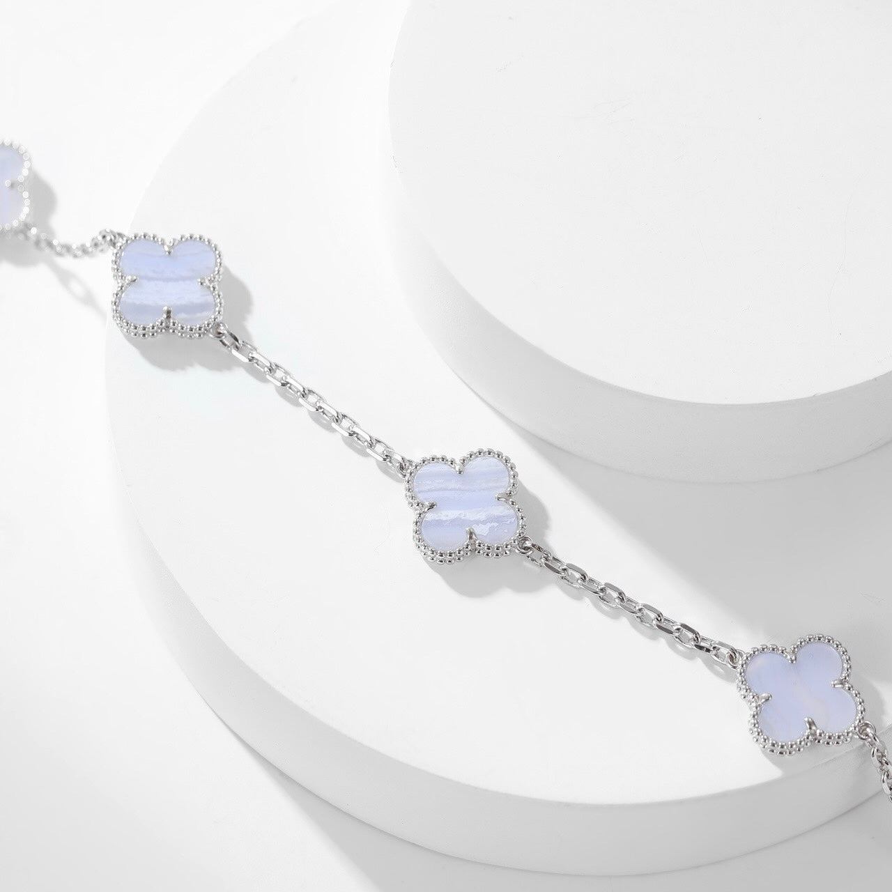 [CharmAries]CLOVER 10 MOTIFS PURPLE CHALCEDONY NECKLACE