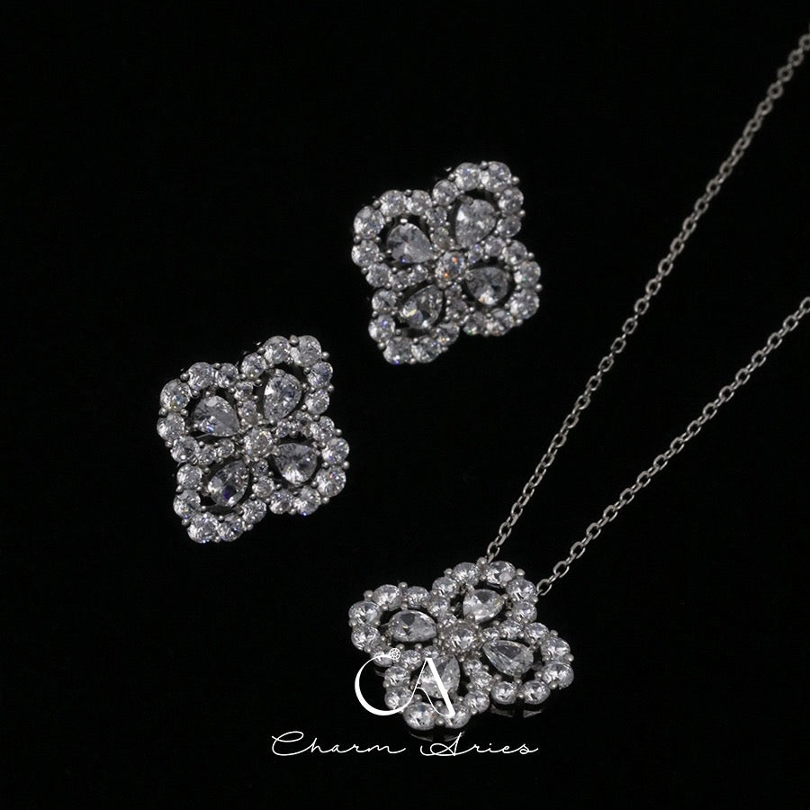 LOOP  S925 FULL DIAMOND NECKLAC  EARRINGS